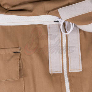 Traje de Apicultura Profesional de Alta Calidad con Tela Transpirable y Ajuste Seguro para Trabajos en Granjas Apícolas - Product Image 6