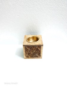Brûleur d'encens en bois de manguier arabe éco-responsable fait à la main, brûleur de Bakhoor et de Mubkhara à très bon prix - Product Image 2