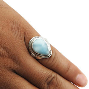 Bague en argent sterling 925 la plus vendue, ornée d'une pierre précieuse Larimar taille poire Natura, design antique, style bohème, bijoux en gros - Product Image 2