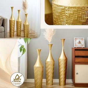 Juego de Jarrones Decorativos Art Deco de 3 Piezas, Hechos a Mano, Escultura Decorativa con Patrón Dorado y Blanco, Hierro Ecológico de Alta Calidad - Product Image 2