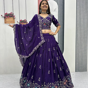LAHENGA CHOLI DUPATTA, Hilo de Seda Vichitra Puro con Bordado de Hilo y Tela, Estilo Val - Product Image 1