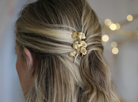 Fourche à cheveux artisanale en corne de buffle, technique polie, écologique, couleur argent, pour cheveux bouclés, épais et longs, artisanat naturel de haute qualité