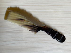 Wholesale Handmade Adjustable Buffalo Horn Combo Custom Logo Eco-Friendly Anti-Static <b>Hair</b> <b>Comb</b> for Home & Salon Use - Product Image 4