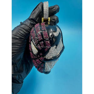 Pendentif Masque Premium avec Diamant de Laboratoire – Collier de Bijoux Hip Hop Tendance Urbaine - Product Image 1
