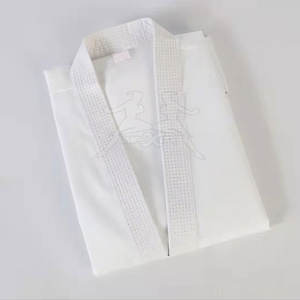 Uniforme de Karate Ligero y Transpirable con Costuras Reforzadas para Práctica de Artes Marciales - Product Image 6