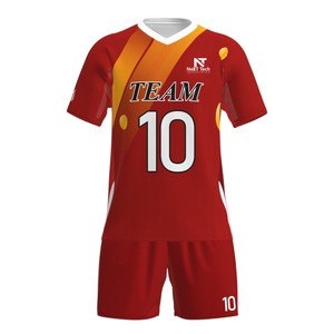 Vêtements de sport confortables pour hommes, uniforme de football 100% polyester, uniforme de football sur mesure pour hommes - Product Image 3