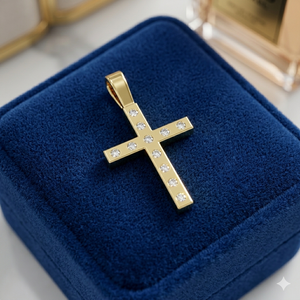 Pendentif Croix Jésus en Or Massif 10K avec Diamant Naturel Rond Sertie à Griffes, Bijou Chrétien Religieux Unisexe, Pendentif Fin Charmant - Product Image 4