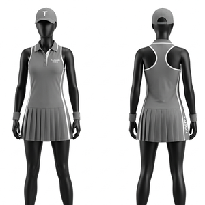 Vestido de tenis premium de poliéster y spandex de 180 GSM, gris, sin mangas, con falda plisada y paneles laterales en contraste, sublimación de logotipo personalizado. - Product Image 1