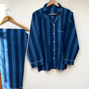 Ensemble de pyjama coordonné pour femmes Naaz Textile, imprimé à rayures de tigre, vêtements de détente et de sommeil décontractés d'été, pyjama en coton - Product Image 1