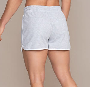 Shorts sportifs d'été pour femmes de haute qualité à prix de gros, avec boutons, cordon de serrage et taille mi-haute élastique, à prix raisonnable - Product Image 4
