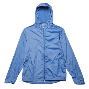 Chaqueta Cargo WeatherShield para Hombre con Logotipo Personalizado – Chaqueta Protectora para el Viento, la Lluvia y el Uso Diario - Product Image 1