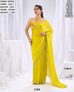 Sari de créateur Aabha - Product Image 2