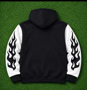 เสื้อฮู้ดผู้หญิงสีดำขาว ผ้าฝ้ายผสมสแปนเด็กซ์ พิมพ์ลายตัวอักษรและตัวเลข 26 ลายเปลวไฟที่แขนเสื้อ แห้งเร็ว - Product Image 2