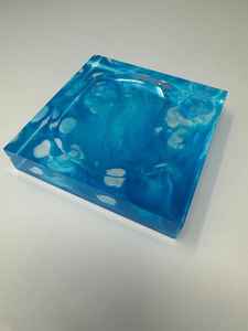 Bandeja de resina única para servir refrescos, con un diseño duradero y un atractivo decorativo. - Product Image 4