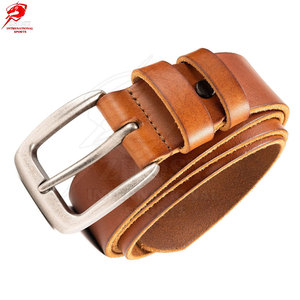 Ceinture en cuir pour homme, design personnalisé haut de gamme, fabriquée en cuir souple avec boucle argentée durable, en vente en ligne - Product Image 1