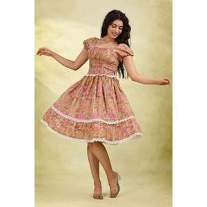 Robe midi smockée rose et orange à motifs floraux, manches bouffantes, col en U, à volants, en coton écologique, taille naturelle, pour soirée et tenue décontractée - Product Image 5