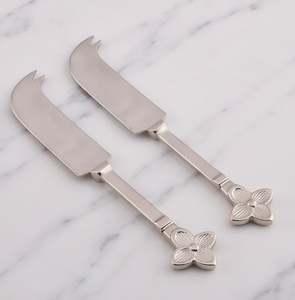 Juego de cuchillos para queso de acero inoxidable, 2 piezas, con mango floral, hoja curva y punta de tenedor para uso doméstico - Product Image 3