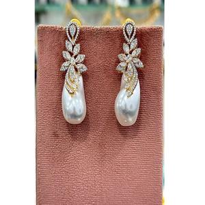 ต่างหูเพชรซีกอนเคลือบทองคุณภาพพรีเมียม ดีไซน์สวยงาม สำหรับผู้หญิงและเด็กผู้หญิง เหมาะสำหรับงานกลางคืน งานปาร์ตี้ และแฟชั่น - Product Image 2