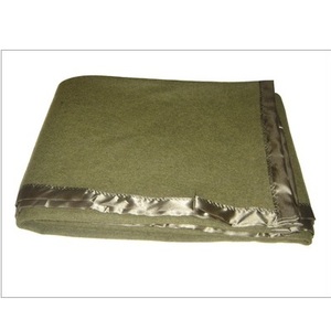 Couverture en laine de défense très demandée, ignifuge, robuste, thermique et chaude, pour le camping en extérieur et les situations d'urgence, disponible à la vente - Product Image 2