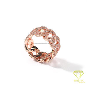 Bague de luxe en argent sterling 925 avec diamant de laboratoire et design Cuban Link entièrement serti pour les acheteurs de bijoux en gros - Product Image 4