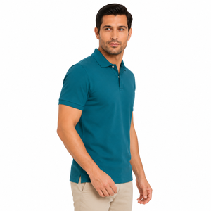 Polo homme en tissu doux et respirant, idéal pour un usage quotidien, coupe confortable, look élégant pour les hommes modernes. - Product Image 2