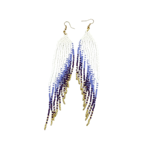 Pendientes Largos Boho con Borlas de Flores Pequeñas y Cuentas de Semillas, Hechos a Mano en México, Marca Lancui - Product Image 2