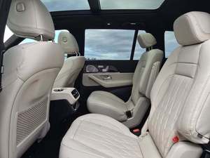 พร้อมจัดส่ง 2025 GLS AMG 63 4MATIC - Product Image 3