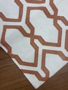 Tapis Dhurrie en coton blanc et orange fait main, tapis traditionnel indien tissé à la main pour le salon, la chambre à coucher, la décoration de la maison - Product Image 3