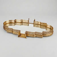 Plateau de rangement en laiton antique avec base miroir, pièce maîtresse décorative de luxe, finition dorée artisanale, pour présentation sur table et décoration intérieure