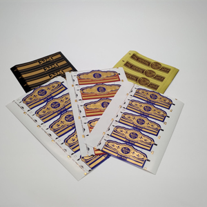 Étiquette personnalisée en vernis or à impression offset pour l'emballage de cigares, autocollant auto-adhésif à revêtement UV découpé, qualité de conception de luxe - Product Image 4