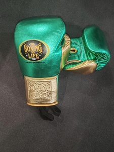 Guantes de Boxeo Profesionales de Alta Calidad RTS a Precio de Mayoreo, Sin Boxeo No Hay Vida, Guantes de Sparring Antideslizantes de Cuero Genuino con Cordones - Product Image 1