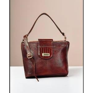 Sac décontracté de luxe en cuir rouge foncé sac à bandoulière en cuir véritable fait à la main avec fermeture éclair sac à main personnalisable d'Inde - Product Image 1