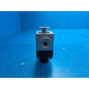 Vanne d'isolation sous vide pneumatique MKS CVO-KFKF-NCVV, utilisée comme pièce détachée pour équipement semi-conducteur Legacy - Product Image 1