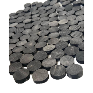 Boutons en corne de buffle, dos plat, écologiques, perles rondes et carrées, motifs personnalisables, tailles de 12 à 31 mm, provenant de l'Uttar Pradesh, Inde - Product Image 1