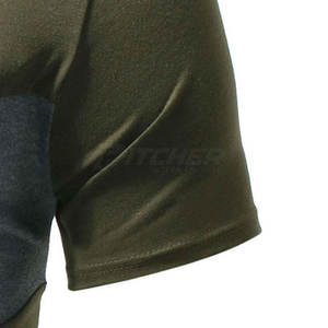 T-shirts élégants pour hommes, conçus pour un style de vie urbain, la gym et les activités de plein air, coupe confortable, en vente. - Product Image 3