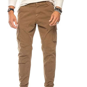 กางเกงคาร์โก้ดีไซน์พิเศษราคาส่งสำหรับผู้ชาย สีและขนาดตามสั่ง ผลิตในปากีสถาน - Product Image 3