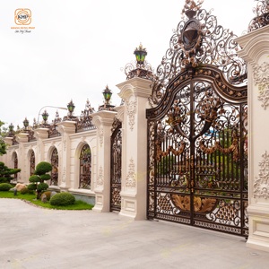 Large Luxury Double Wrought Iron Gates Hand Forged Anti-theft For Courtyard School Villa Retro Decorative Entrance Security Door - Product Image 1