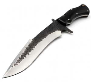 Herramienta de preparación de acero con alto contenido de carbono, texturizada y martillada, con perfil curvo y borde pulido satinado, con escamas de Micarta. - Product Image 6