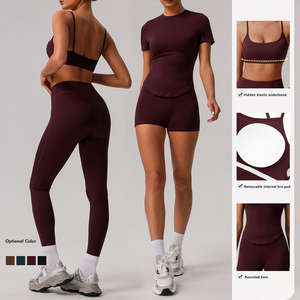 Conjunto Deportivo de Tres Piezas para Mujer, Color Rojo Vino, Top Elástico de Manga Corta, Sujetador Deportivo y Leggings Ajustados, Ropa Deportiva - Product Image 3