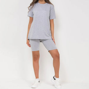 Nouvelle mode féminine, ensemble décontracté multicolores, t-shirt à manches courtes et short, ensemble personnalisé ODM, vente en gros, ensemble pour femmes - Product Image 2
