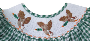 Robes et barboteuses pour filles en gingham vert de la série Canard brodé à la main - Silhouette trapèze en coton/polyester pour le printemps/été/automne - Product Image 6