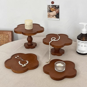 Plateaux et assiettes décoratifs artisanaux en bois à motifs floraux et végétaux, design scandinave, pour la décoration de la maison - Product Image 4