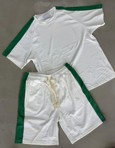 Conjunto de Pantalones Cortos Unisex de Alta Calidad Personalizables con Logotipo Personalizado en el Diseño y Sublimación de Logotipo, Conjunto de Verano con Bordado - Product Image 2