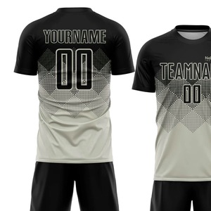 Ropa Deportiva Cómoda, Uniforme de Fútbol para Hombre, 100% Poliéster, Uniforme de Fútbol Personalizado para Hombre - Product Image 4