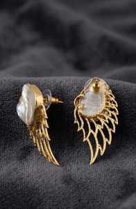 Boucles d'oreilles clous en laiton plaqué or avec perles coquillages ailées, style bohème, bijoux de mode pour femmes - Product Image 3