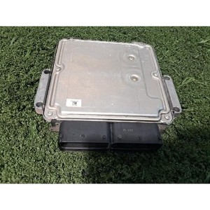 ECUs y Módulos de Computación Usados Cherokee P68234027AB - Product Image 4