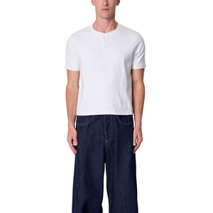 T-shirt à col Henley pour homme, manches courtes, trois boutons, coupe classique, décontracté, vente en gros, personnalisable, OEM, jersey de coton, B2B - Product Image 1