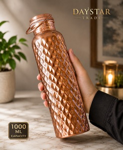 Bouteille d'eau Daystar Trade Classic 34 oz en cuivre pur, écologique, anti-fuite, avec bouchon à vis à motif diamant martelé, pour usage extérieur - Product Image 3