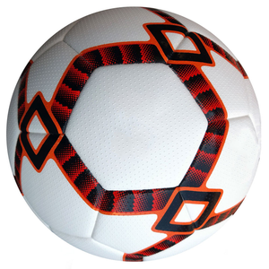 Ballon de football CORE FIELD blanc, orange, noir, design classique à panneaux, durable, léger, écologique, intérieur/extérieur, 0,4-0,45 kg - Product Image 5