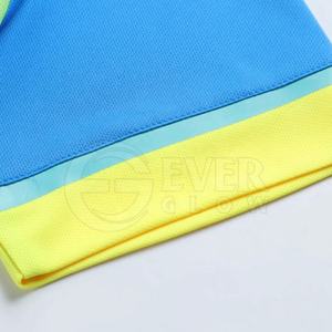 Vêtements d'équipe personnalisés en polyester 100% avec fournisseur d'uniformes de football LOGO au Pakistan/Nouvel arrivage d'uniformes de football les plus vendus - Product Image 4